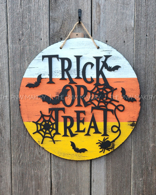 Door Sign - Distressed Trick or Treat - 16"